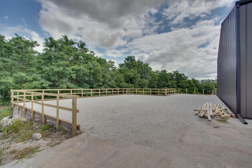 More Photos Of 5101 Kochs Ln, Quincy Warehouse For Lease