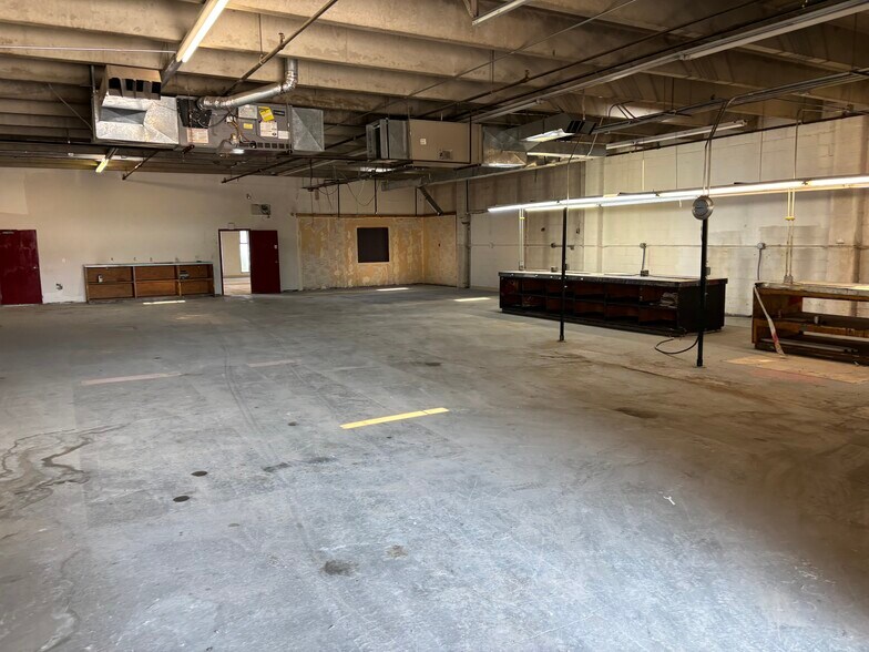 More Photos Of 335 Juanita St, Colorado Springs Distribution For Sale