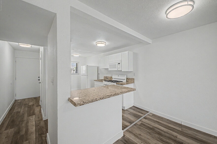More Photos Of , Tucson Multifamily For Sale