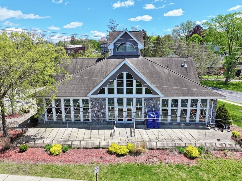More Photos Of 3 Main St, New Paltz Restaurant For Sale