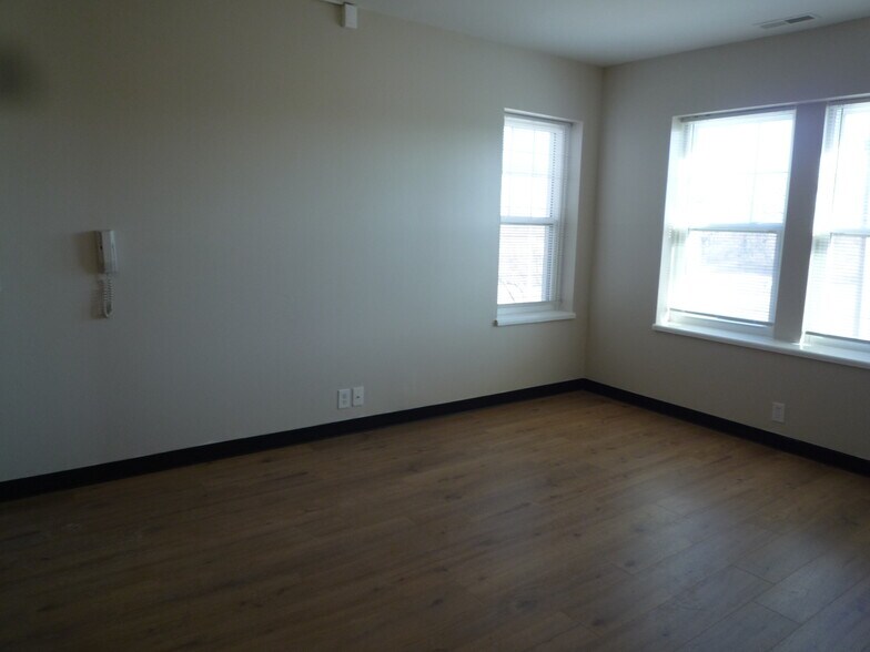 More Photos Of 4400 W Florissant Ave, Saint Louis Apartments For Sale