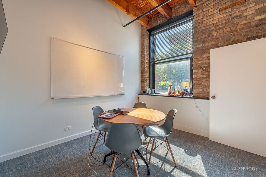 More Photos Of 1123 W Washington Blvd, Chicago Office For Lease