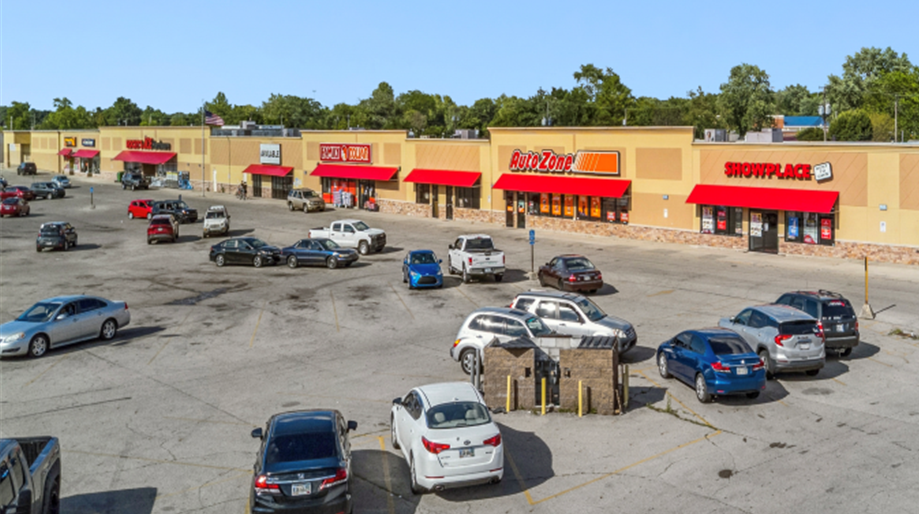 More Photos Of 432-634 S Burnett Rd, Springfield General Retail For Sale