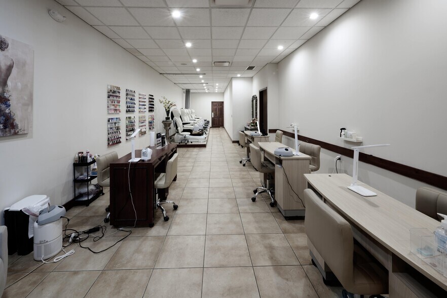 More Photos Of 29103-29115 Center Ridge Rd, Westlake Medical For Lease