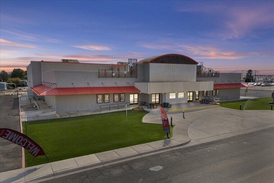 Primary Photo Of 555 E Entertainment Ave, Safford Theater Concert Hall For Sale