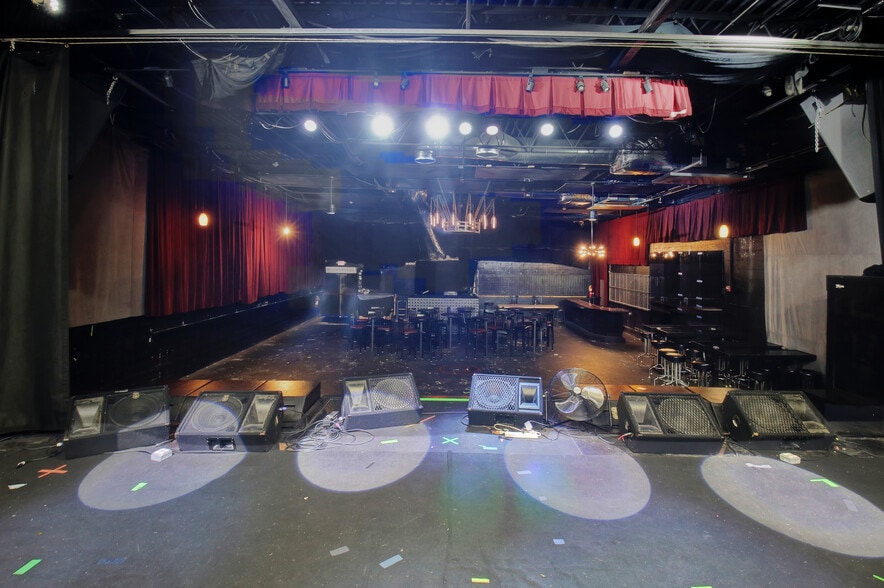 More Photos Of 7716 N Main St, Jonesboro Freestanding For Sale