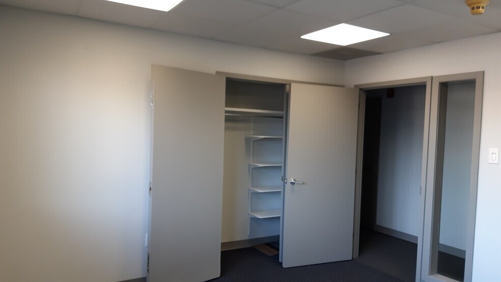 More Photos Of 212 N Main St, North Wales Medical For Sale