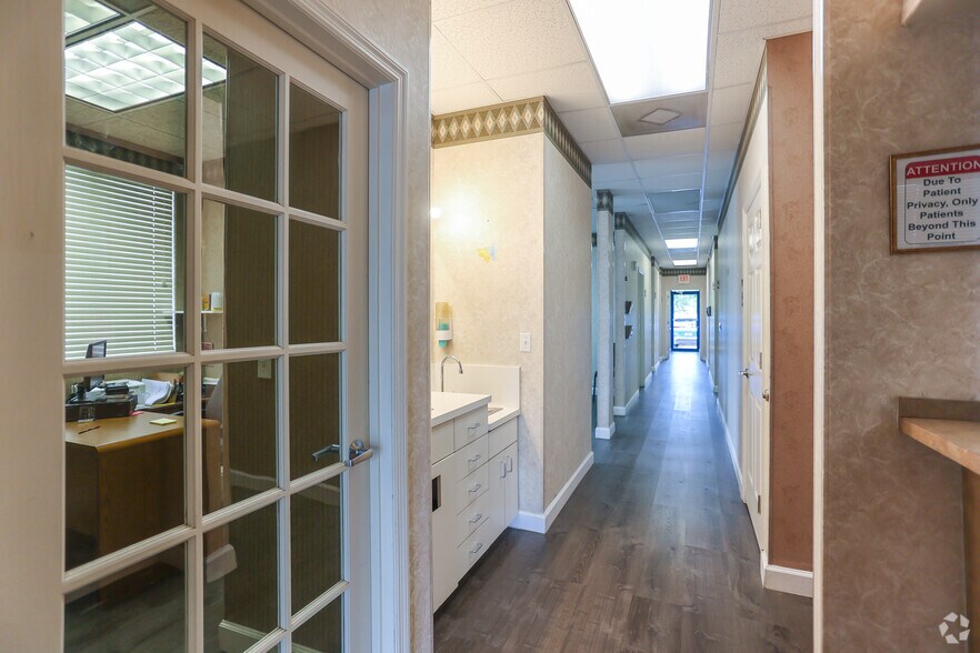 More Photos Of 1045-1085 N John Young Pky, Kissimmee Medical For Sale