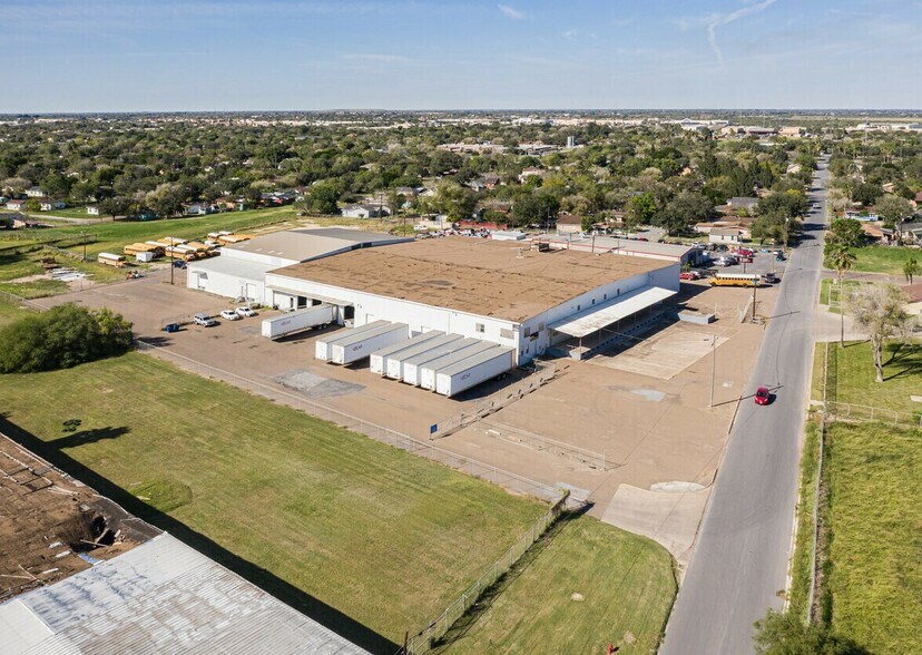 More Photos Of 320 S Utah Ave, Weslaco Warehouse For Lease