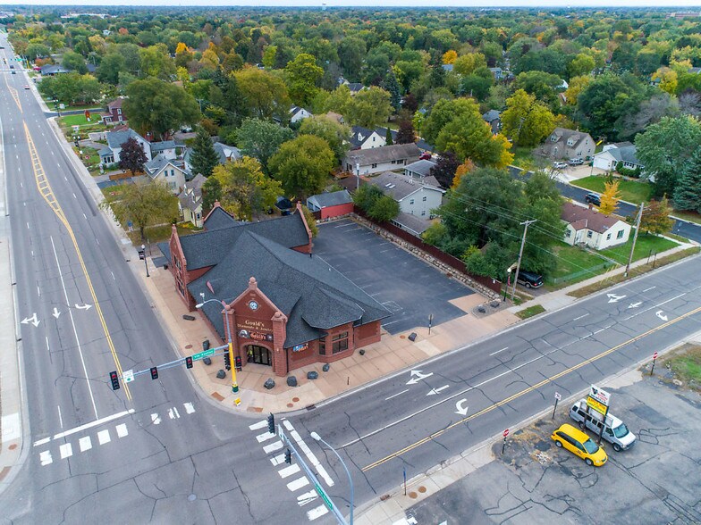 More Photos Of 700 E Main St, Anoka Freestanding For Lease