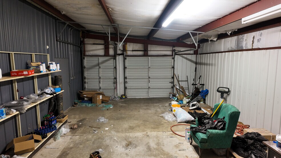 More Photos Of 45 Job Corp Rd, Pine Knot Flex For Sale