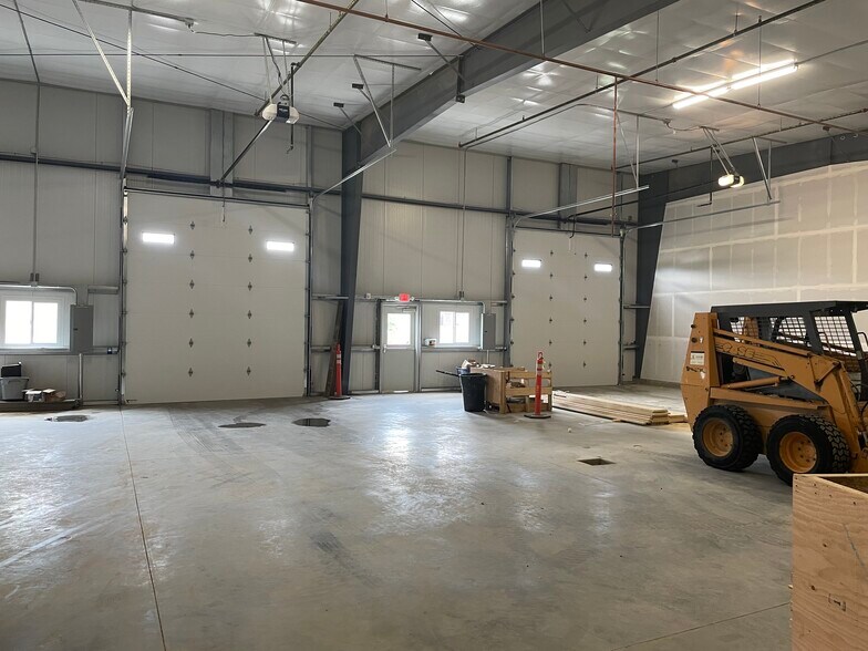 More Photos Of 13790 E I25 Frontage Rd, Longmont Warehouse For Lease