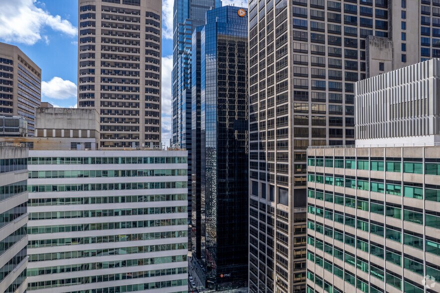 More Photos Of 1600 Market St, Philadelphia Office For Lease