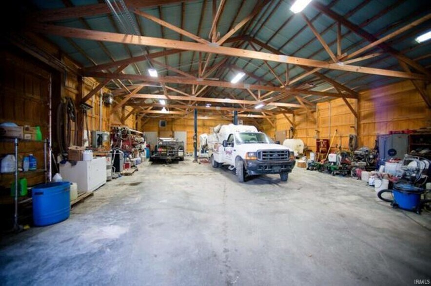 More Photos Of 7362 Russell Dr, Bicknell General Retail For Sale