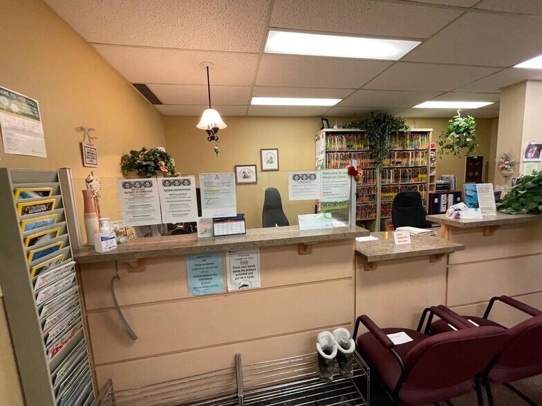 More Photos Of 5201 43 St, Red Deer Healthcare For Sale