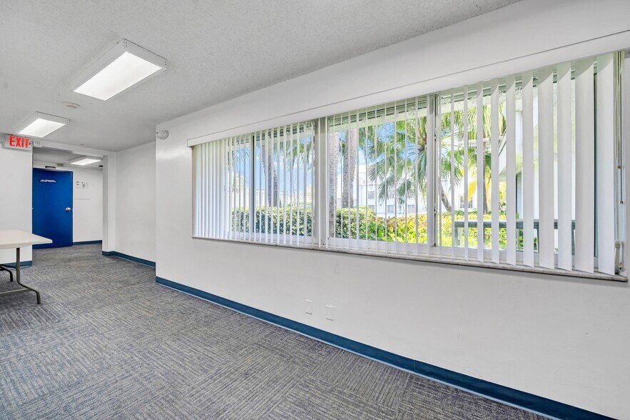 More Photos Of , Fort Lauderdale Office For Sale