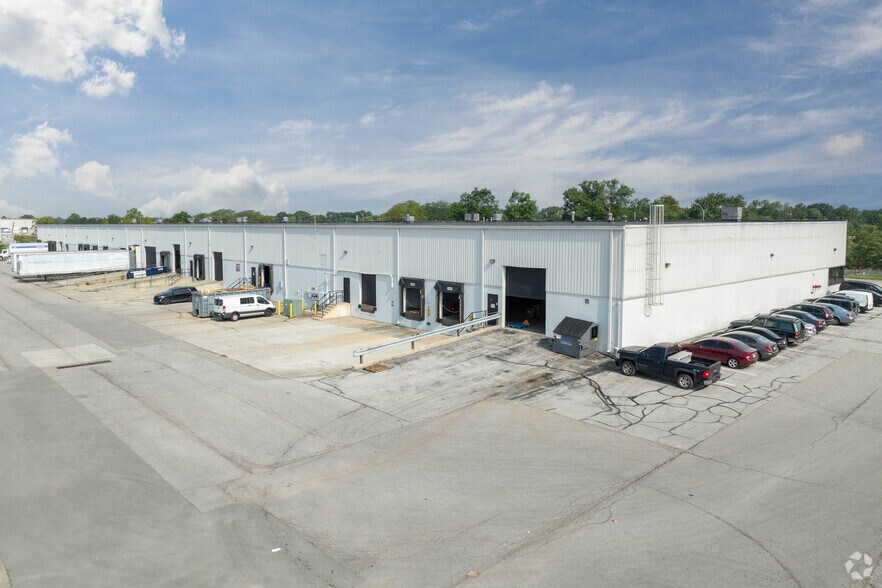 More Photos Of 3250 N Post Rd, Indianapolis Unknown For Lease