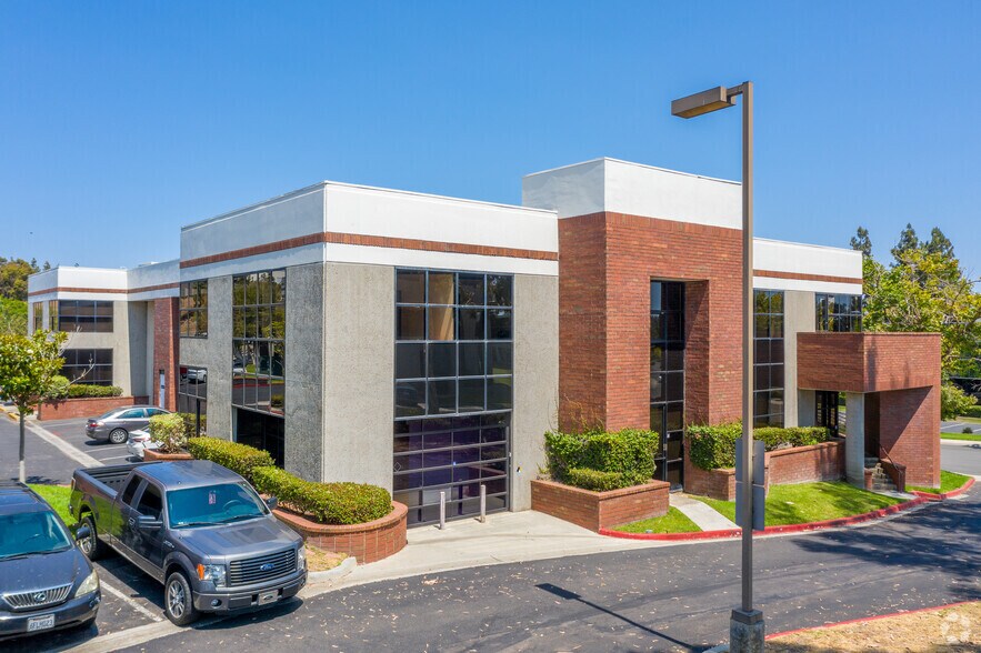 More Photos Of 6044 Cornerstone Ct W, San Diego Unknown For Lease