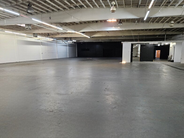 More Photos Of 1110 E 18th St, Los Angeles Industrial For Lease