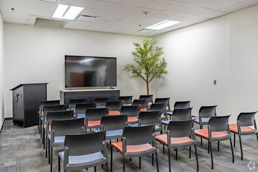 More Photos Of 5225 Tech Data Dr, Clearwater Coworking Space