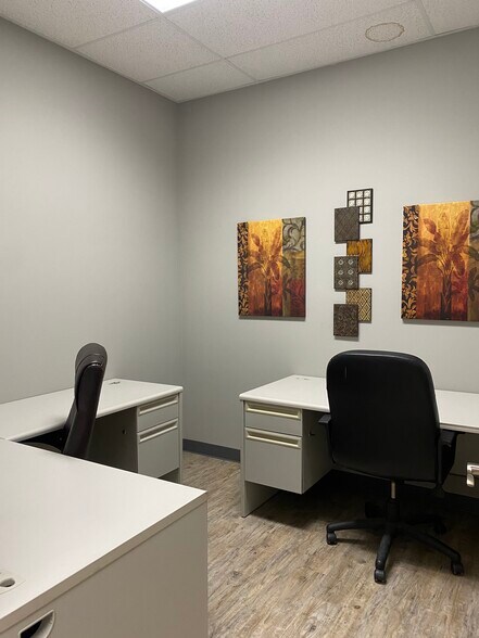 More Photos Of 55951 Gratiot Ave, Chesterfield Office For Sale