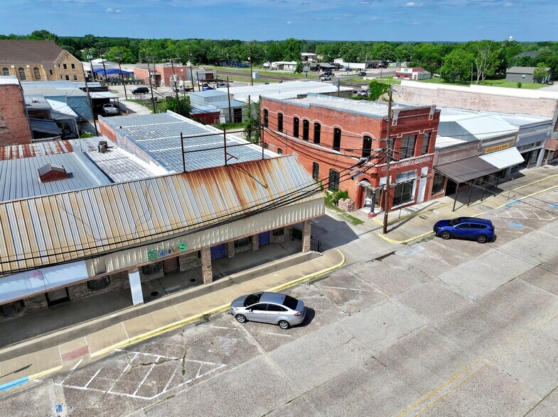 More Photos Of 108 Main st, Trinity Storefront For Sale