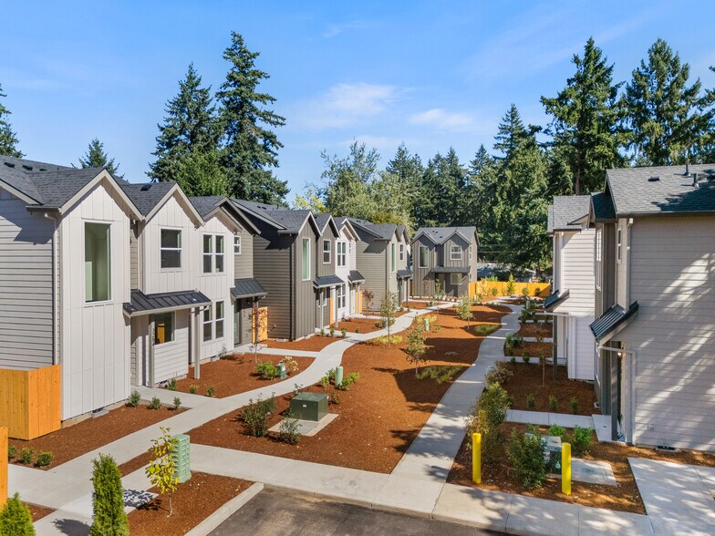 More Photos Of 3246 115th Ave, Portland Multifamily For Sale