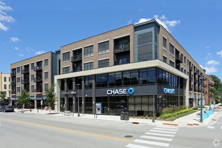 More Photos Of 7400 W State St, Wauwatosa Apartments For Lease