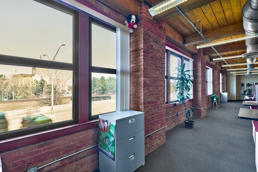 More Photos Of 85 Allen St, Rochester Office Residential For Lease