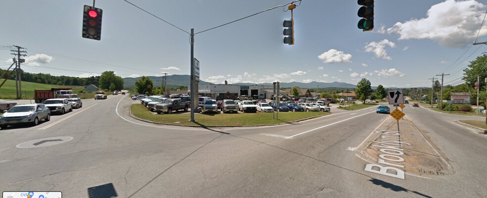 More Photos Of 32 Vt Route 15 E, Morrisville Auto Dealership For Lease