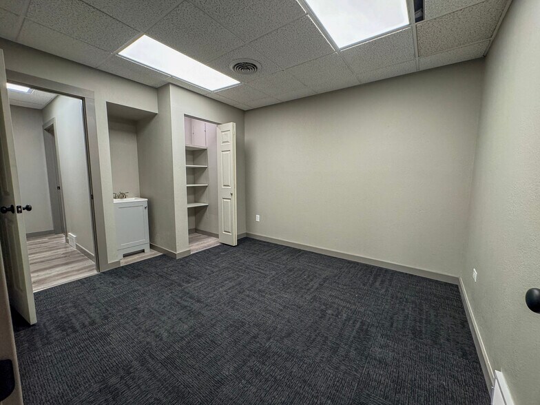 More Photos Of 302 Missouri Ave, Deer Lodge Freestanding For Sale