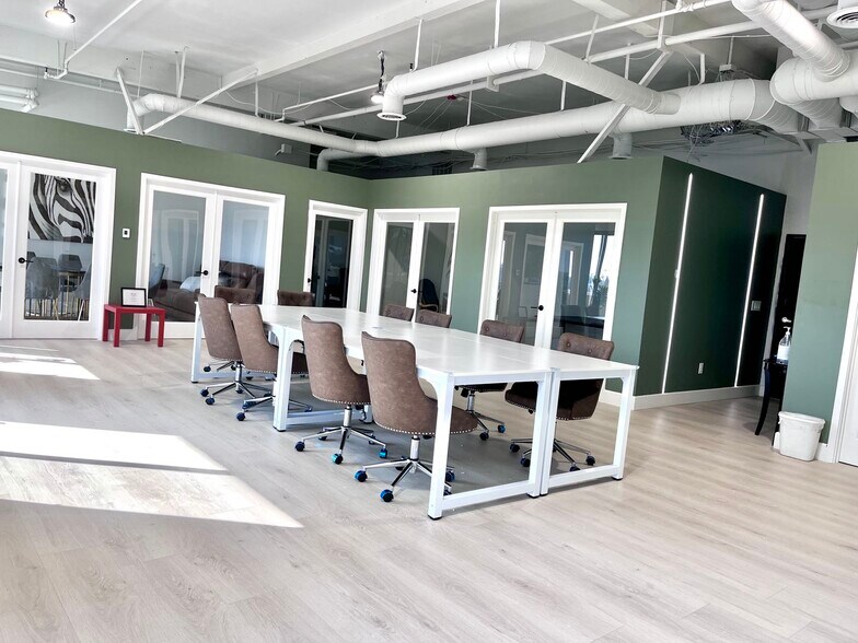 More Photos Of 50 N Hill Ave, Pasadena Office For Lease