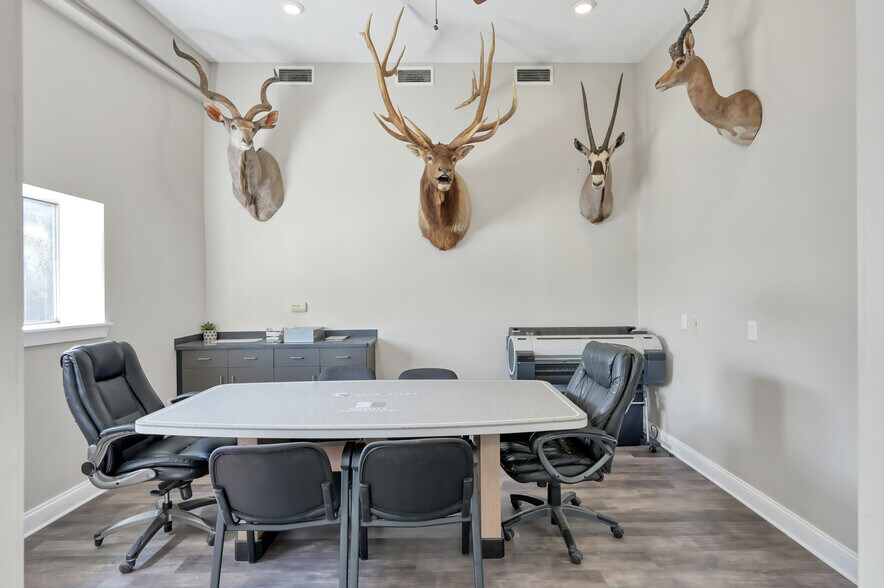 More Photos Of 2745 Interstate 45 S, New Waverly Manufacturing For Lease