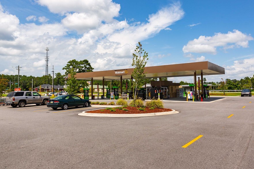 More Photos Of 801 General Stewart Way, Hinesville Supermarket For Sale