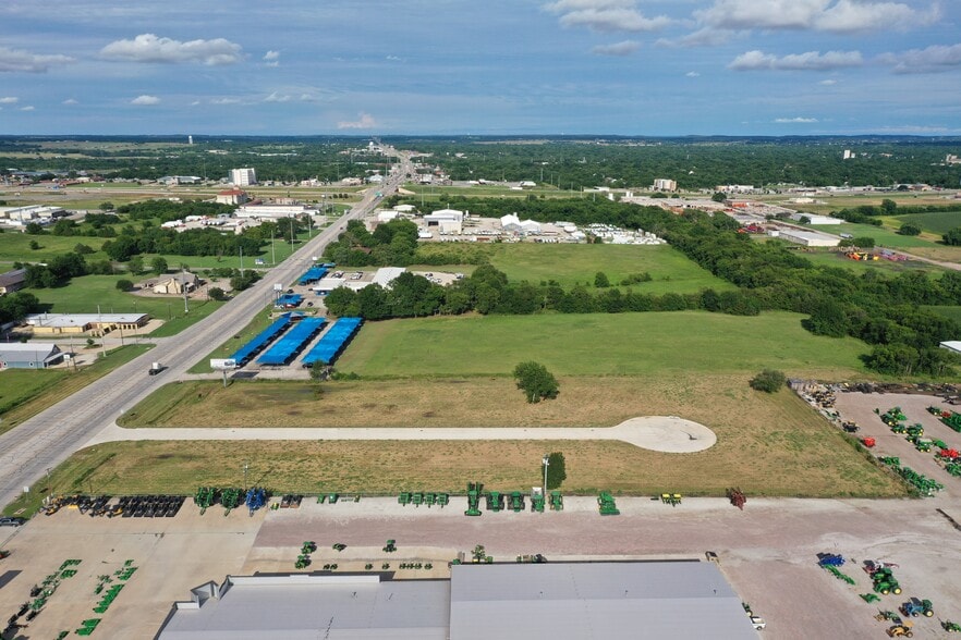 More Photos Of 1704 W Highway 82, Gainesville Land For Sale