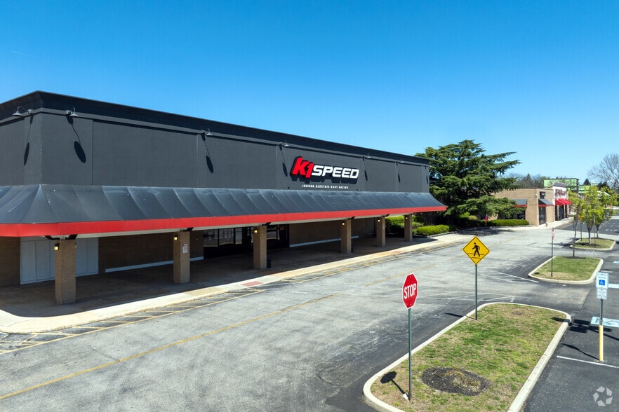 Primary Photo Of 1101-1105 Route 130 S, Cinnaminson General Retail For Sale