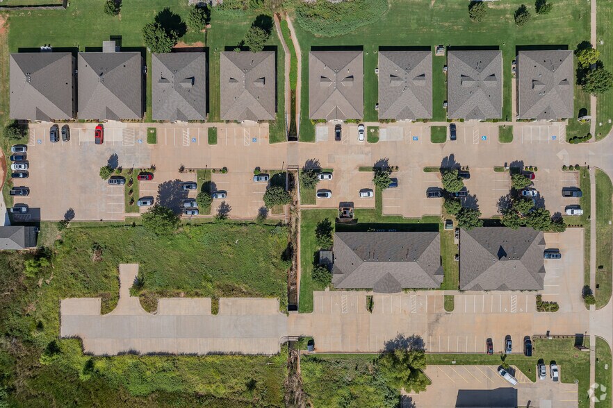 More Photos Of 2240 NW 164th St, Edmond Office For Lease