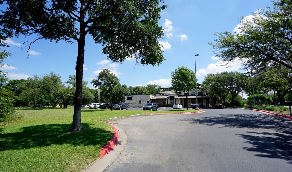 More Photos Of 6500 McNeil Dr, Austin Medical For Lease