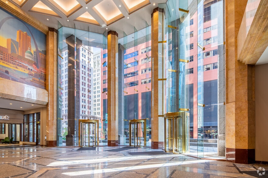 More Photos Of 211 N Broadway, Saint Louis Office For Lease