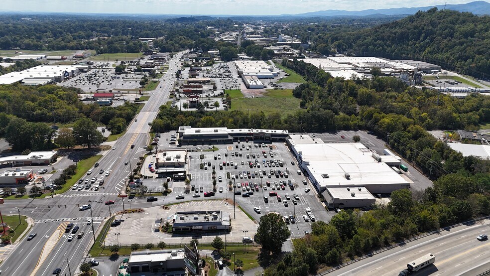 More Photos Of 1263-1293 Cleveland Hwy, Dalton Unknown For Lease