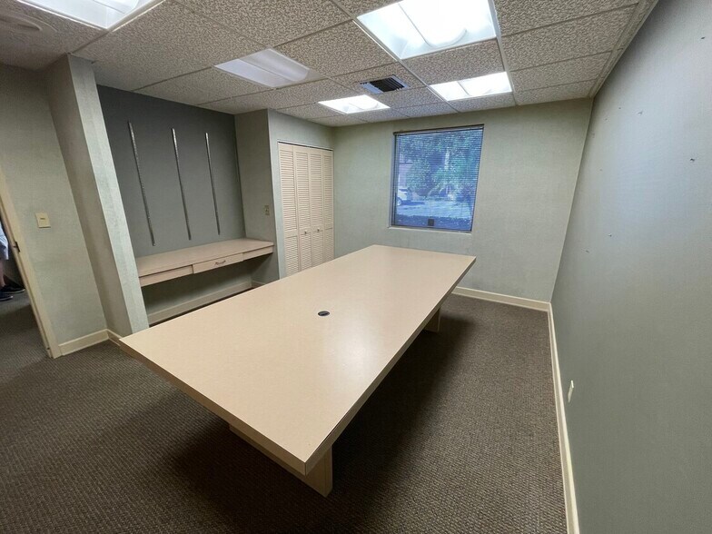 More Photos Of 504 S Moody Ave, Tampa Land For Sale