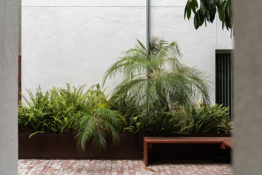 More Photos Of 1941 Columbia St, San Diego Apartments For Sale