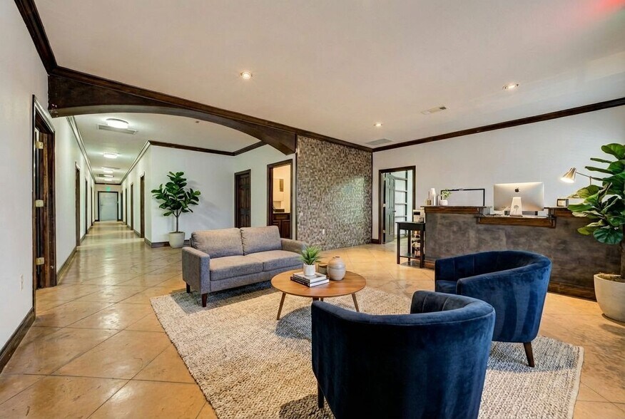 More Photos Of 11575 S Western Ave, Edmond Office For Sale