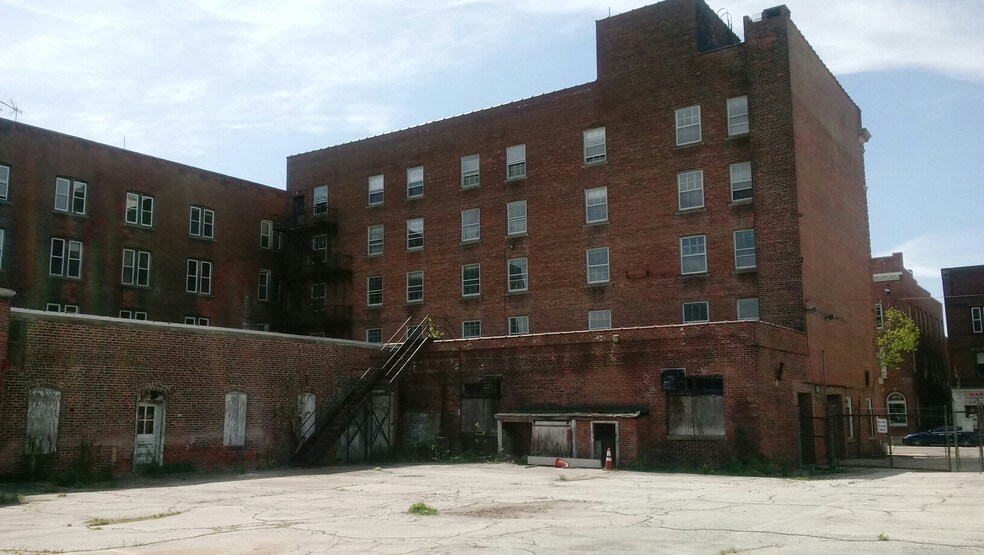 More Photos Of 819-833 Main St, Willimantic Apartments For Sale