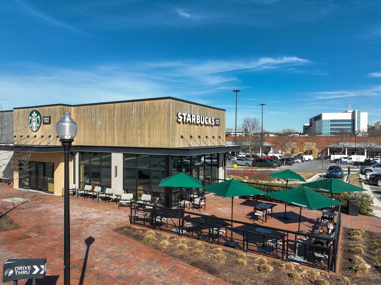 More Photos Of 104-116 Main St, Gaithersburg General Retail For Lease