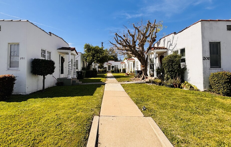 More Photos Of 201 N Atlantic Blvd, Alhambra Apartments For Sale