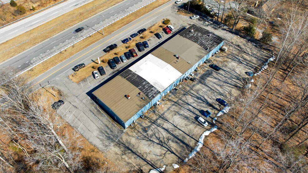 More Photos Of 5472-5486 Southern Maryland Blvd, Lothian Storefront For Sale