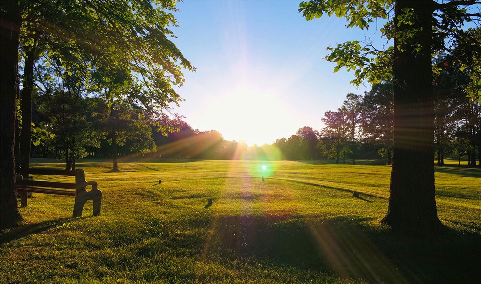 More Photos Of 31886 County Road 3, Eagle Bend Showroom For Sale