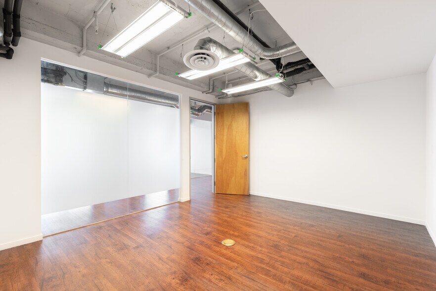 More Photos Of 14 NE 1st Ave, Miami Office For Lease