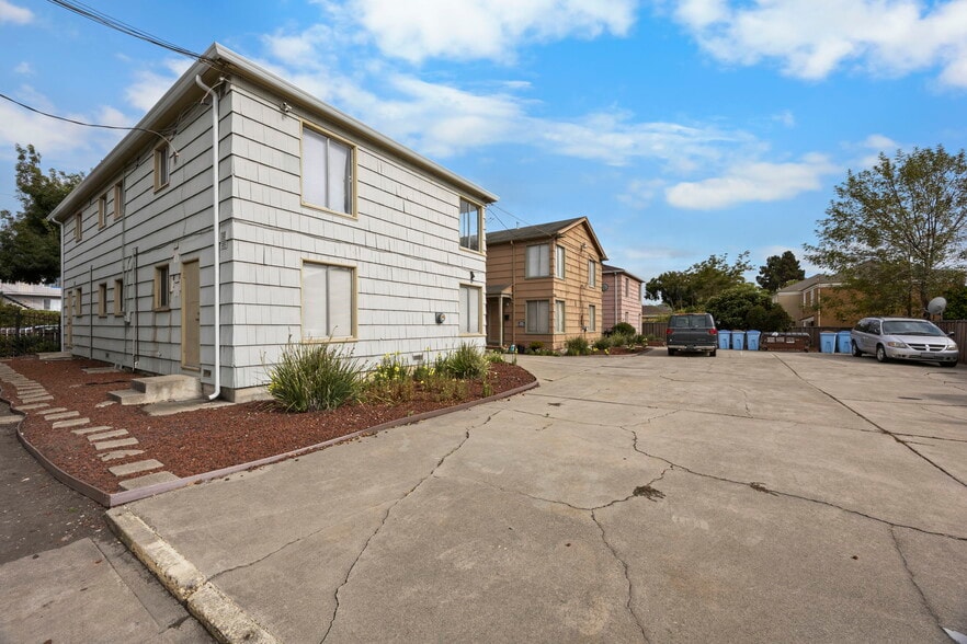 More Photos Of , Berkeley Multifamily For Sale